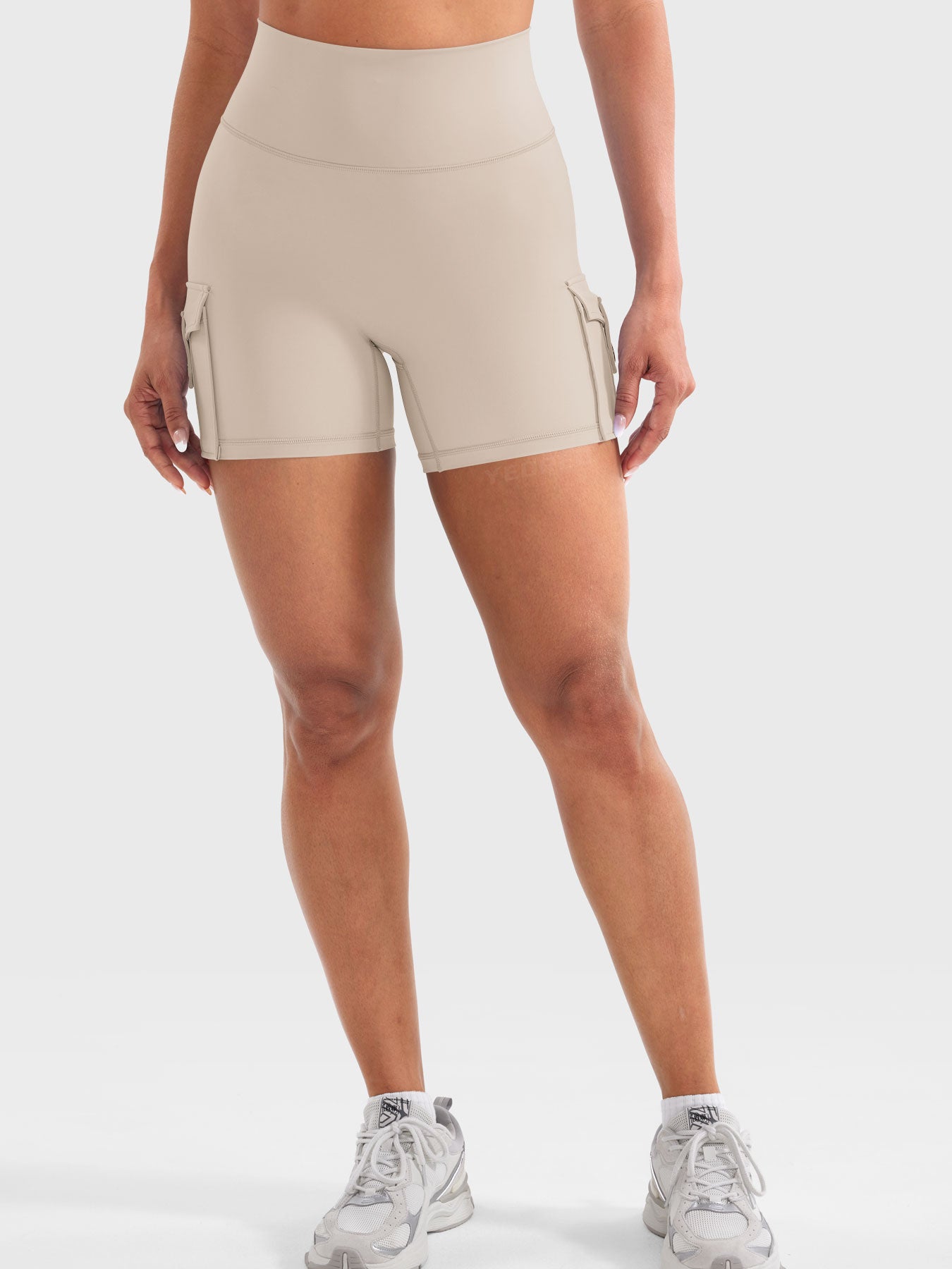 LightKhaki