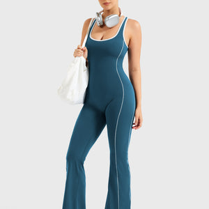 Yeoreo Antonia Kontrastbesatz Flared Jumpsuit - Yeoreo Germany