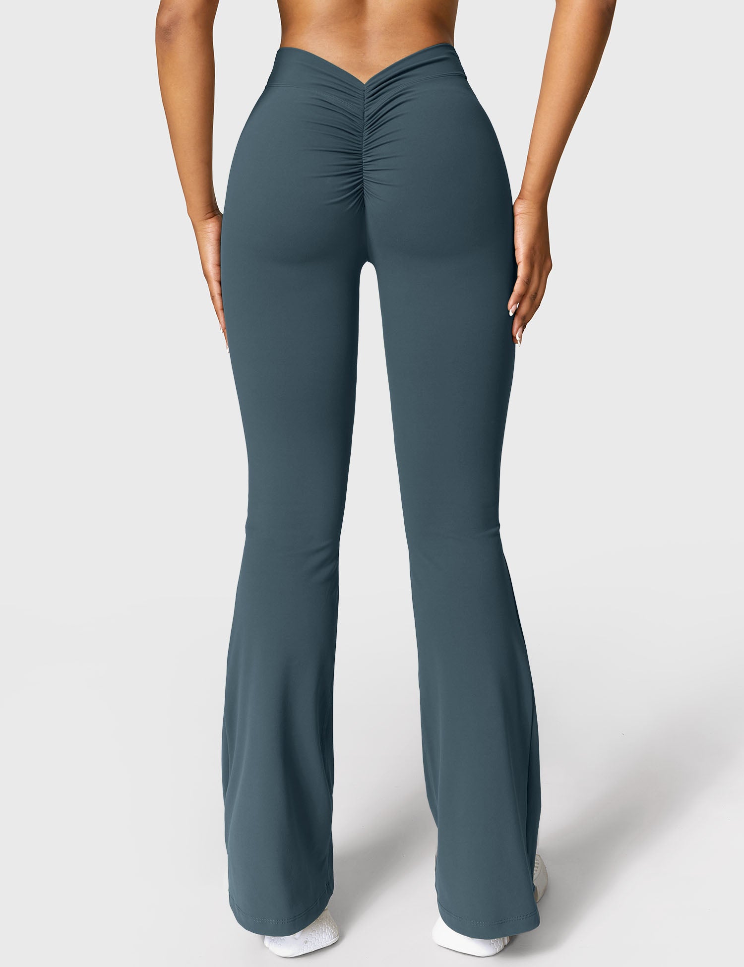 Yeoreo Daze V-Rücken Flared Leggings - Yeoreo Germany