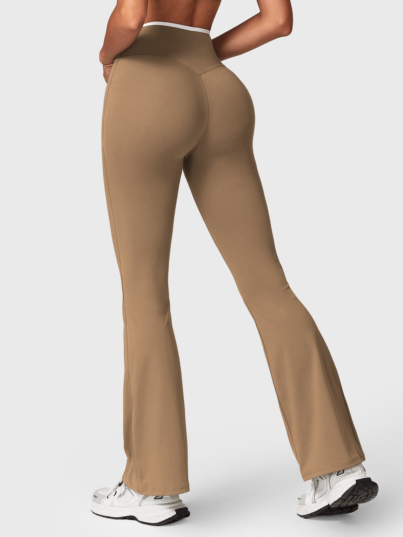 Yeoreo Alberta Kontrastbesetztes Flare Leggings