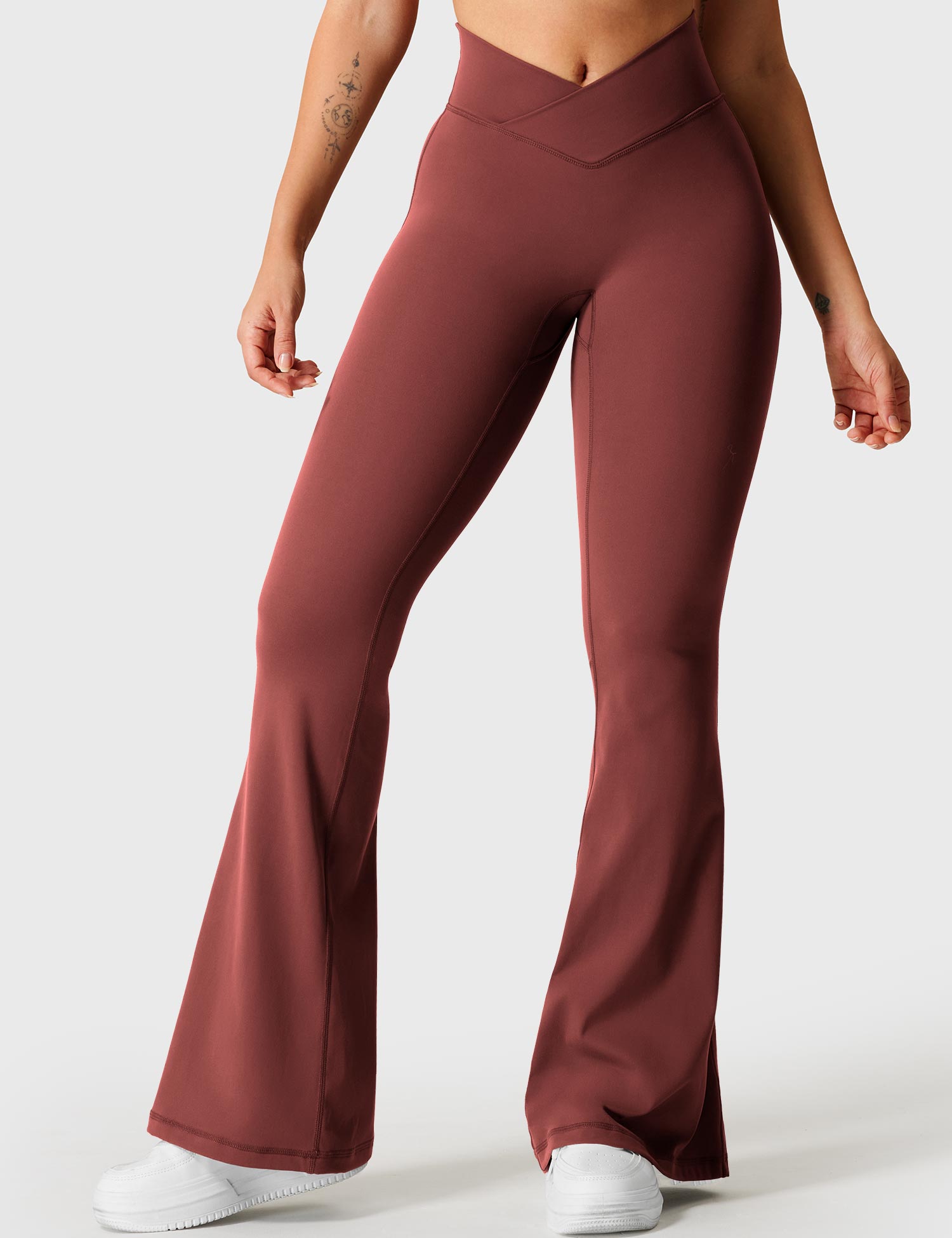 Yeoreo V-Taille Kalie Flared Leggings - Yeoreo Germany