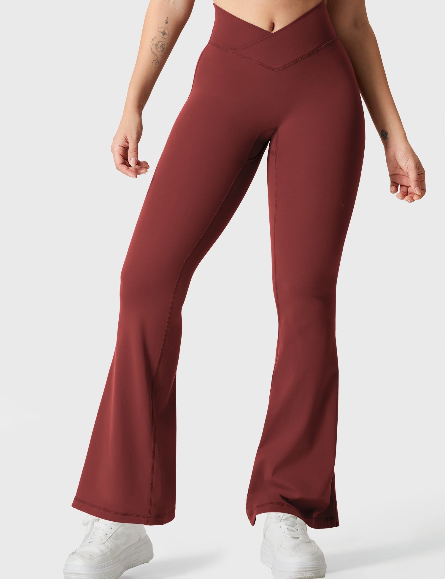 Yeoreo Kalie V-Bund 30“ Flare Leggings