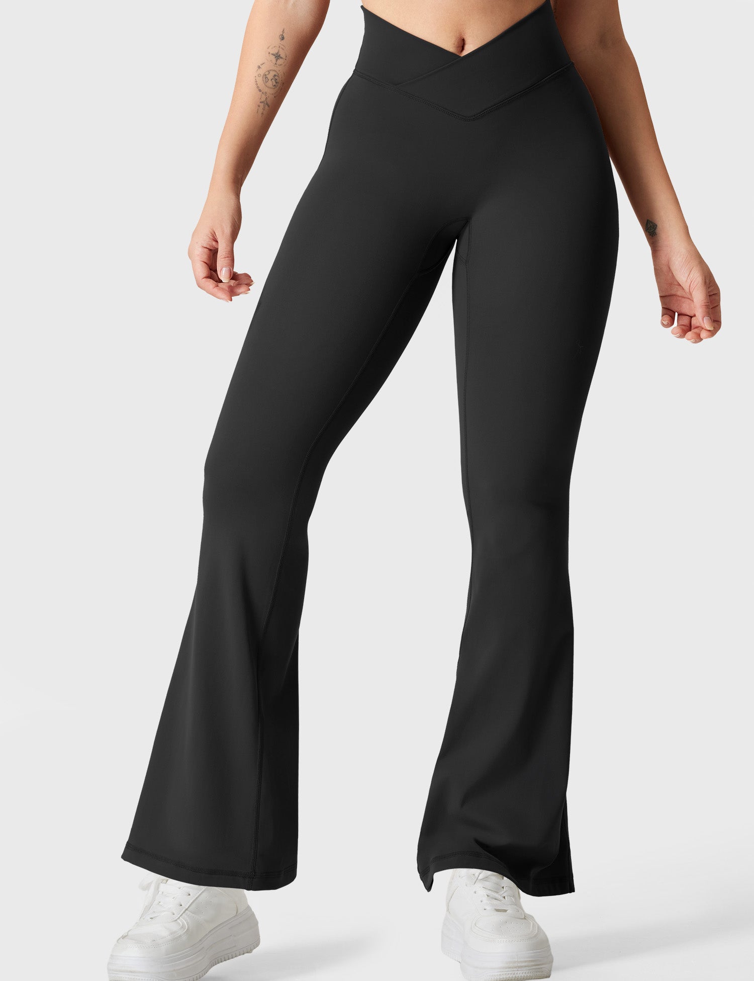 Yeoreo Kalie V-Bund 30“ Flare Leggings