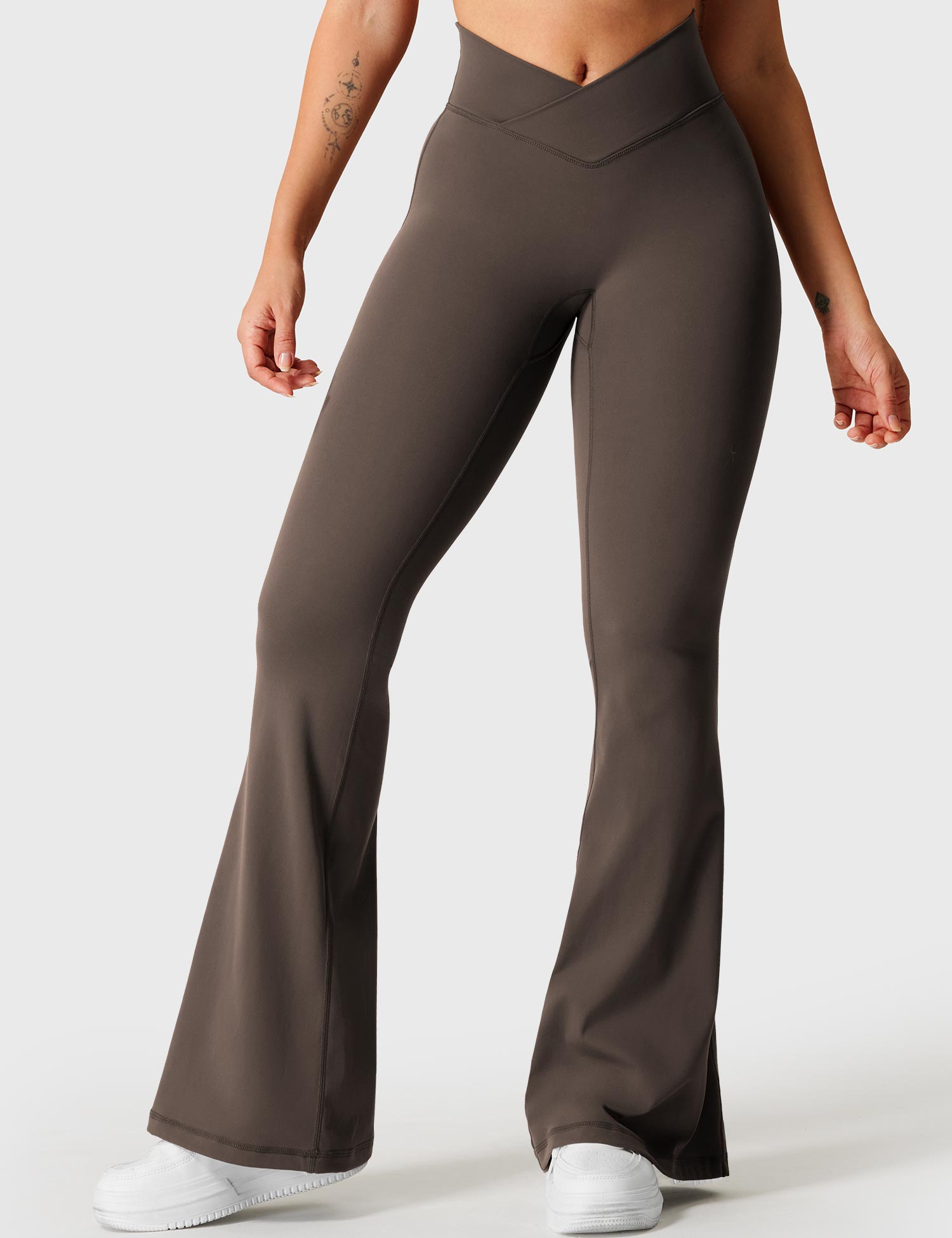 Yeoreo V-Taille Kalie Flared Leggings - Yeoreo Germany
