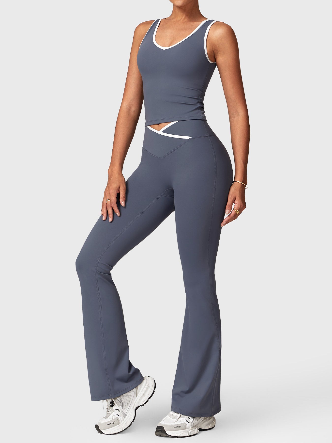 Yeoreo Alberta Kontrastbesatz Sport Set - Yeoreo Germany