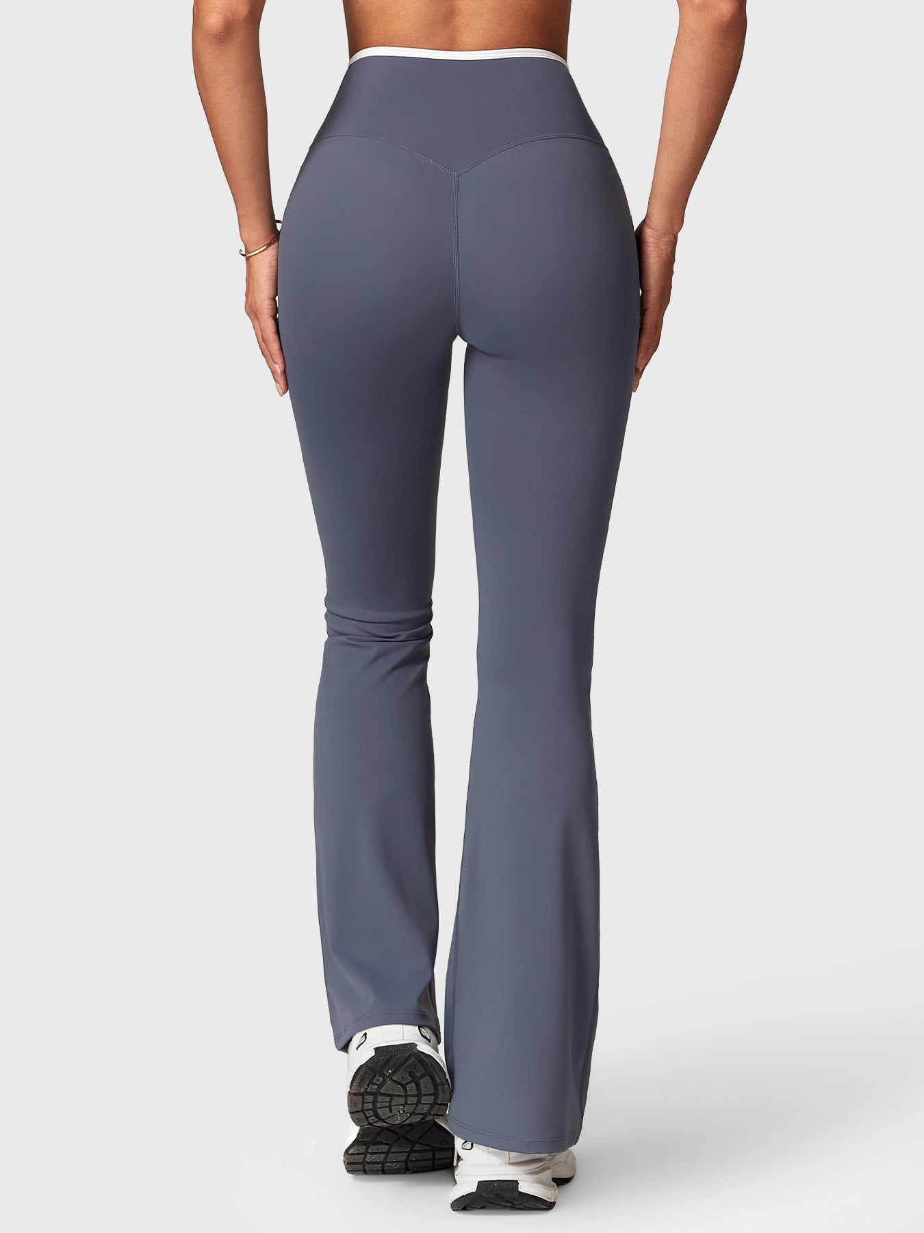 Yeoreo Alberta Kontrastbesatz Sport Set - Yeoreo Germany