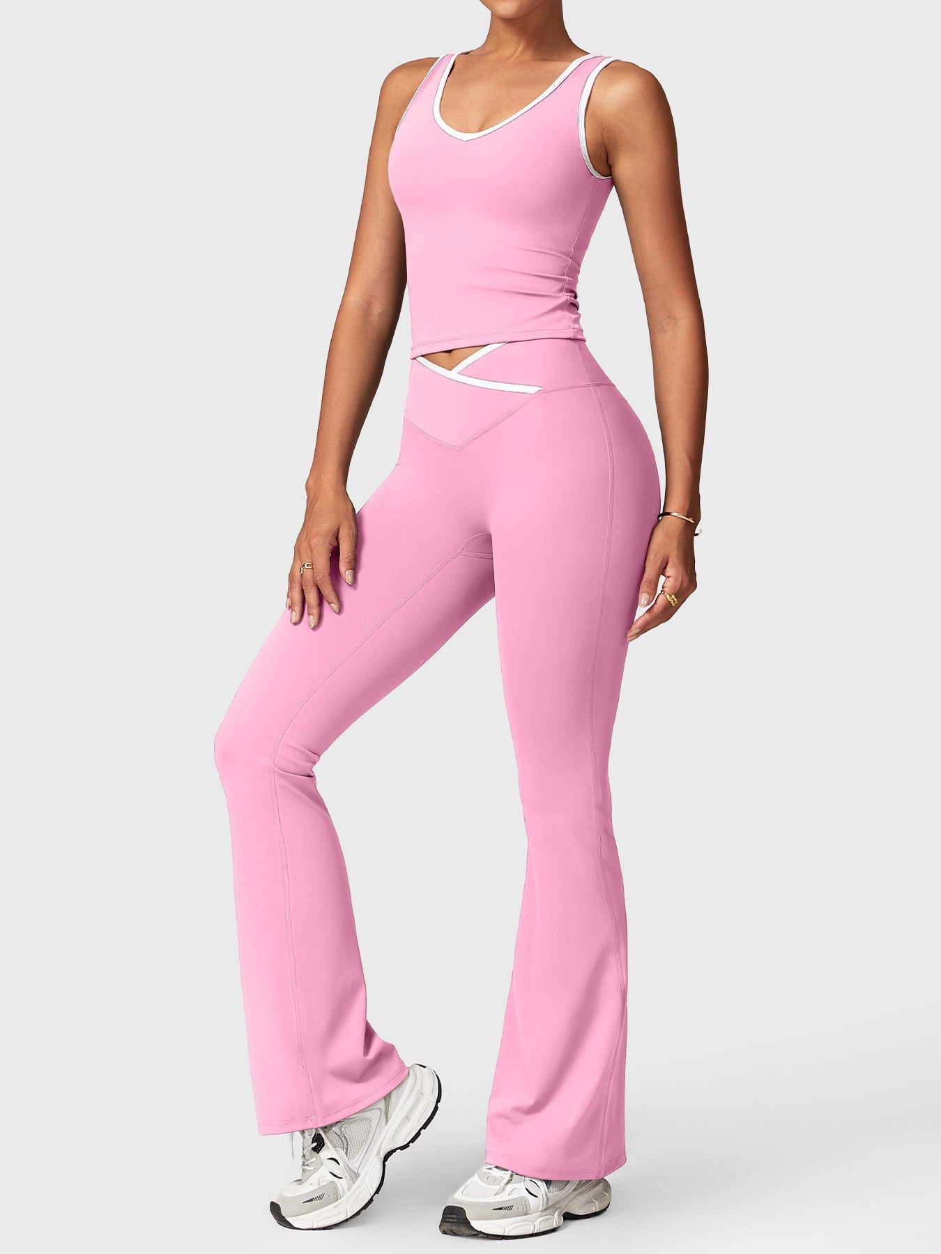 Yeoreo Alberta Kontrastbesatz Sport Set - Yeoreo Germany