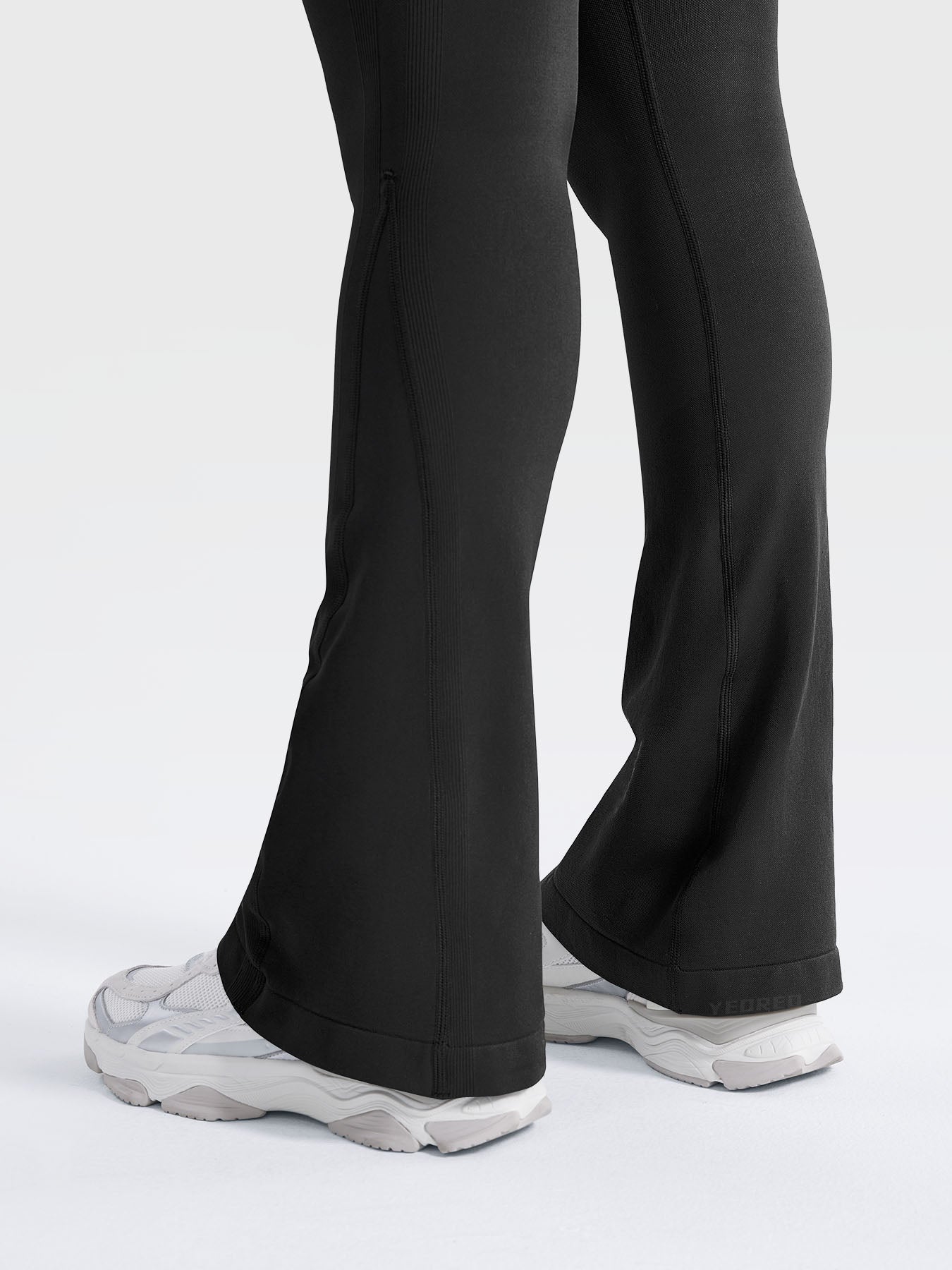 Yeoreo Lilliean Mini Flared Leggings - Yeoreo Germany