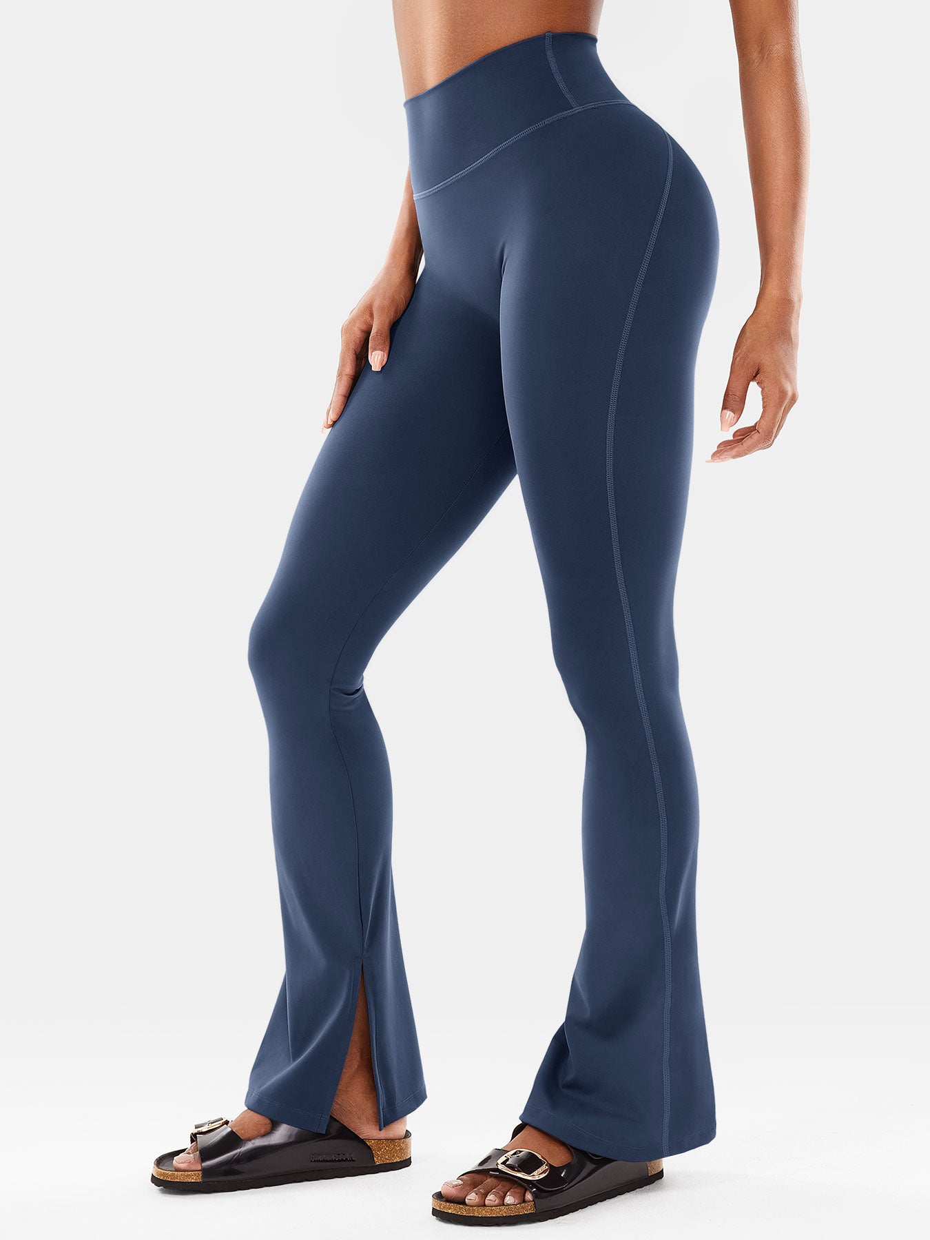 Yeoreo Nasreen Flared Leggings mit geteiltem Saum - Yeoreo Germany