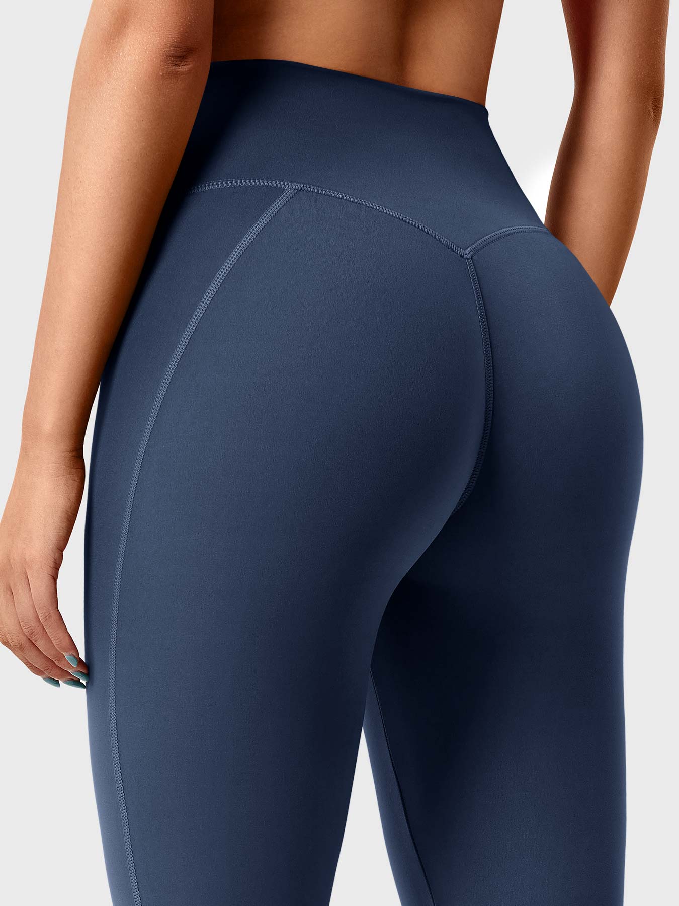 Yeoreo Nasreen Flared Leggings mit geteiltem Saum - Yeoreo Germany