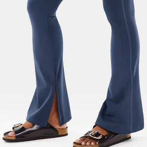 Yeoreo Nasreen Flared Leggings mit geteiltem Saum - Yeoreo Germany