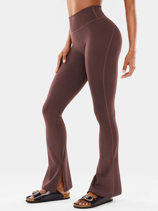 Yeoreo Nasreen Flared Leggings mit geteiltem Saum - Yeoreo Germany