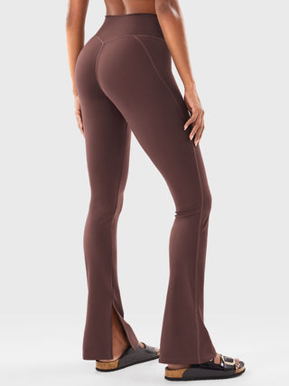 Yeoreo Nasreen Flared Leggings mit geteiltem Saum - Yeoreo Germany