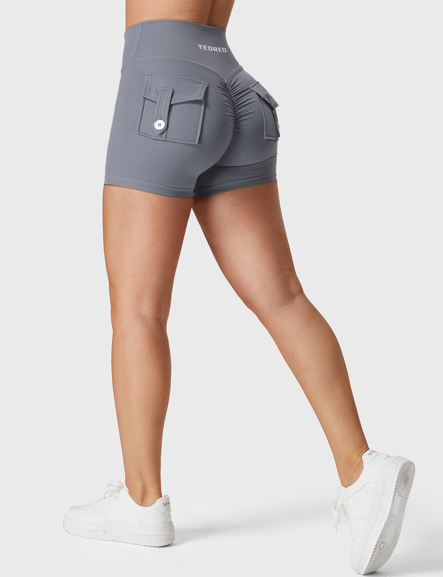 Yeoreo V-waistband Charm Shorts