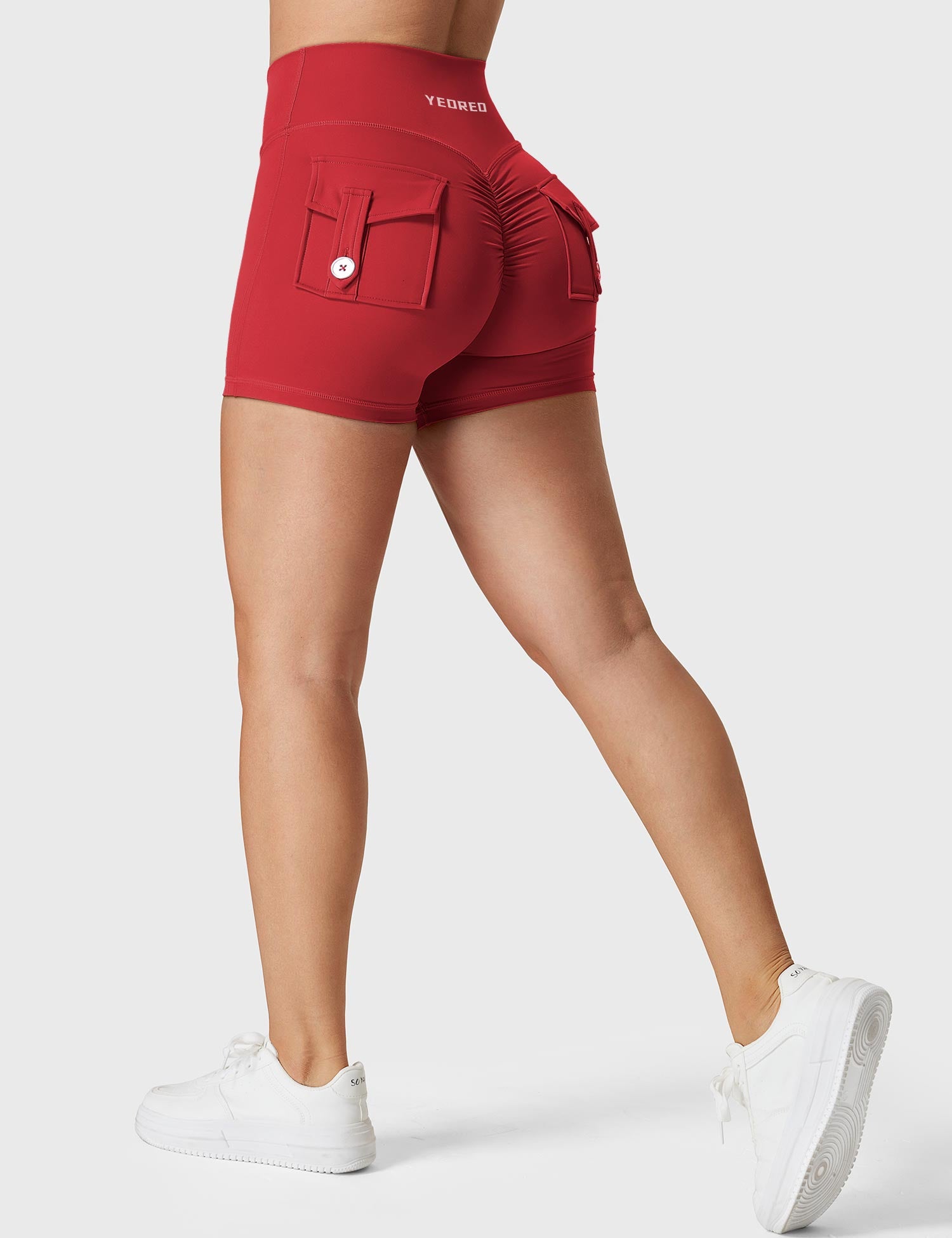Yeoreo V-waistband Charm Shorts