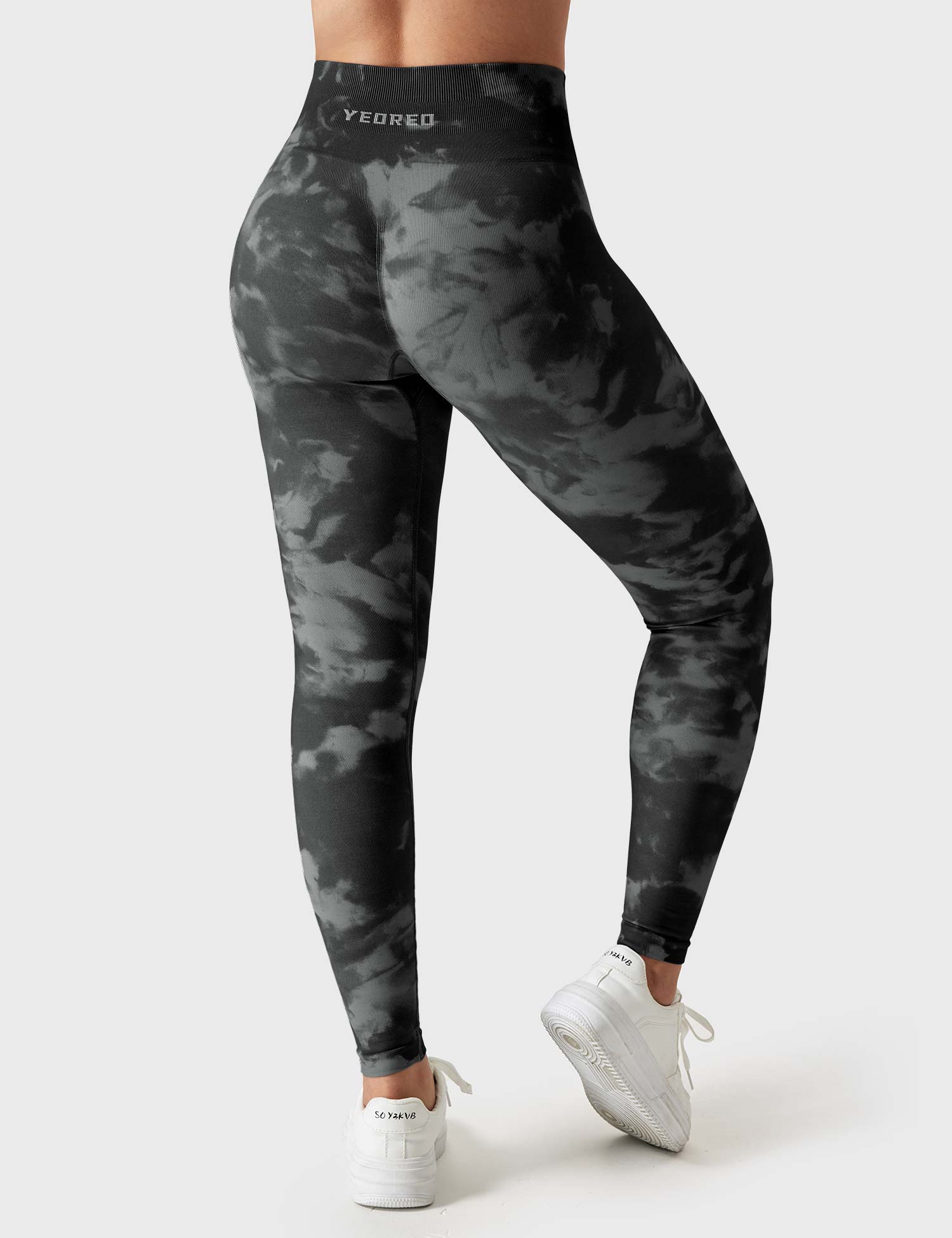 BlackLeggings